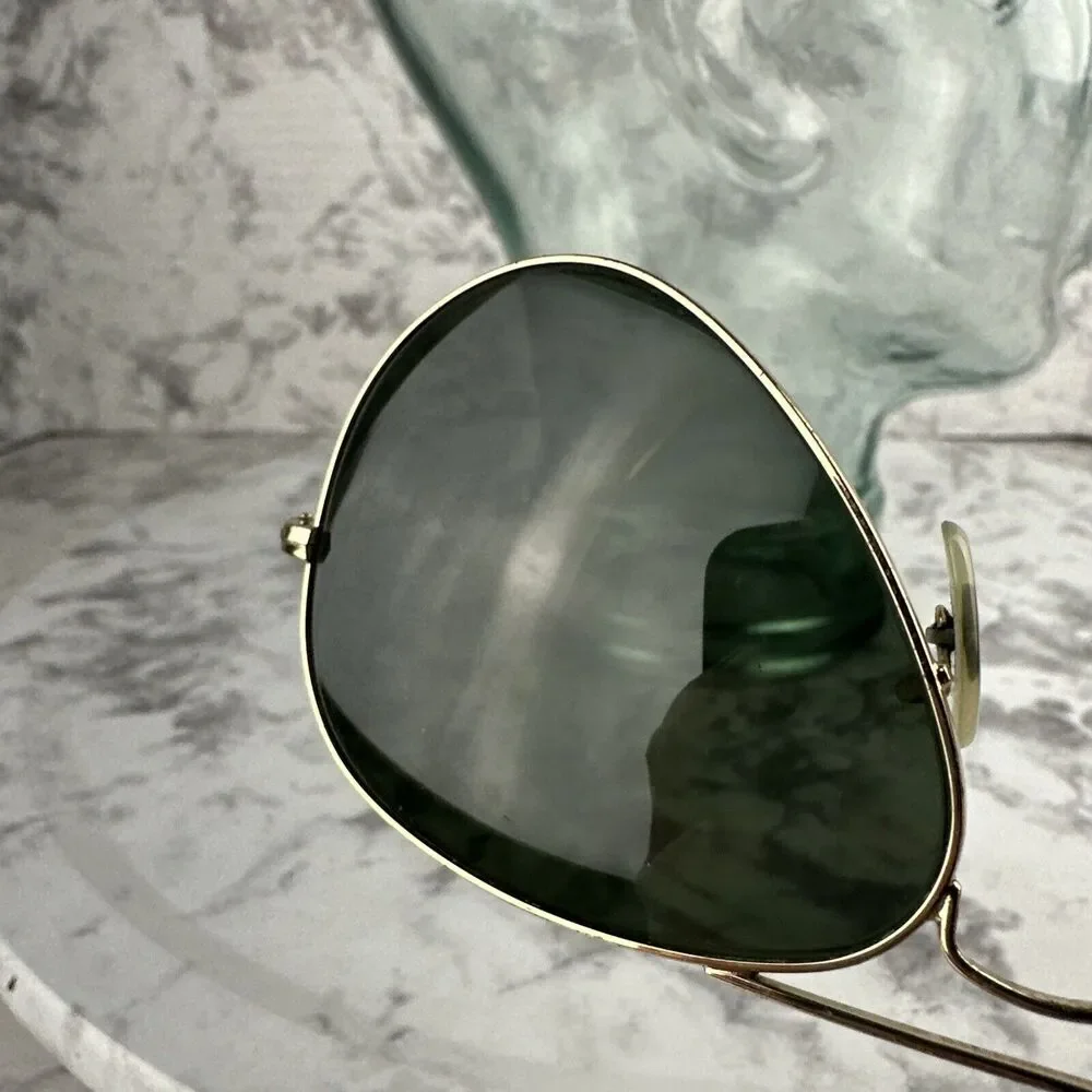 Ray Ban Vintage Aviator Large Gold Metal Sunglasses RB8026 Made‎ in Italy
